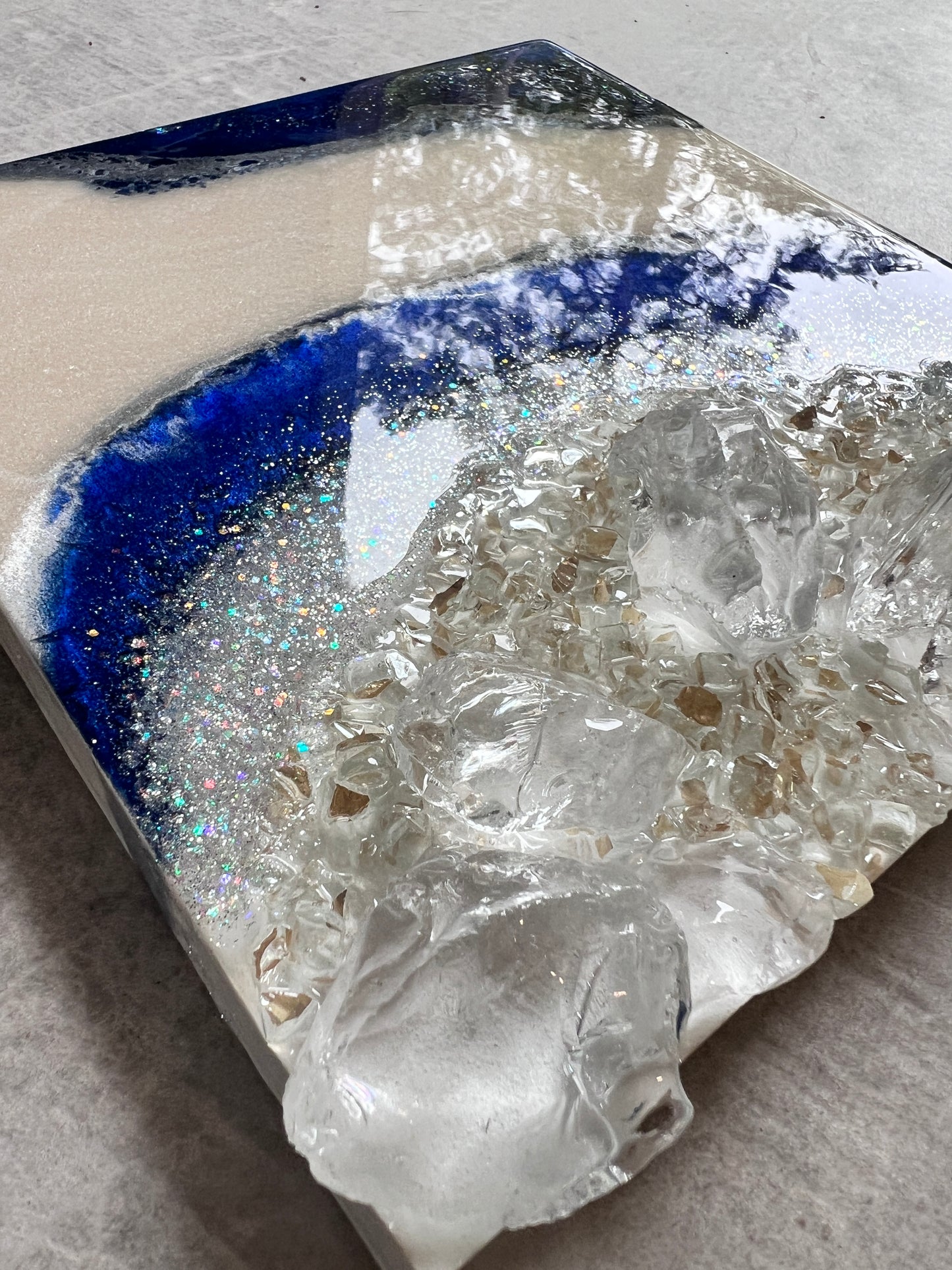Geode Mini Artwork with Stand