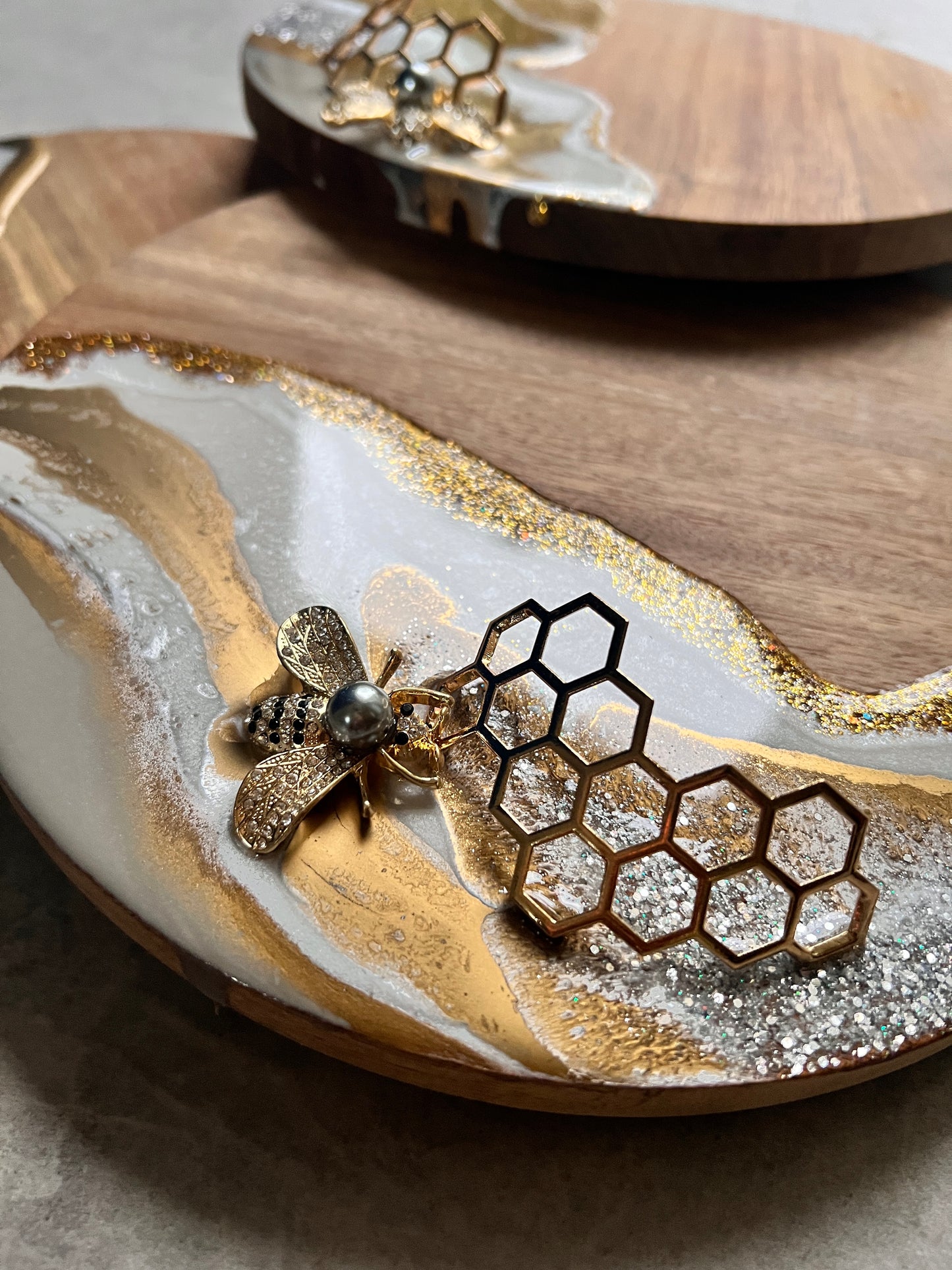 Honeybee Round Acacia Board