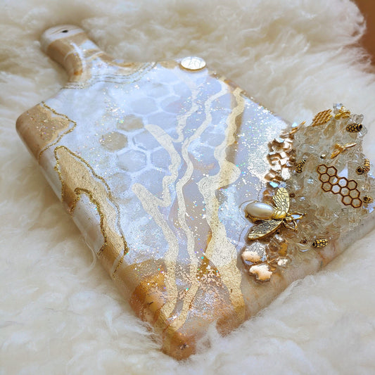 Queen Bee cheeseboard with glass hive and resin by Quia Z