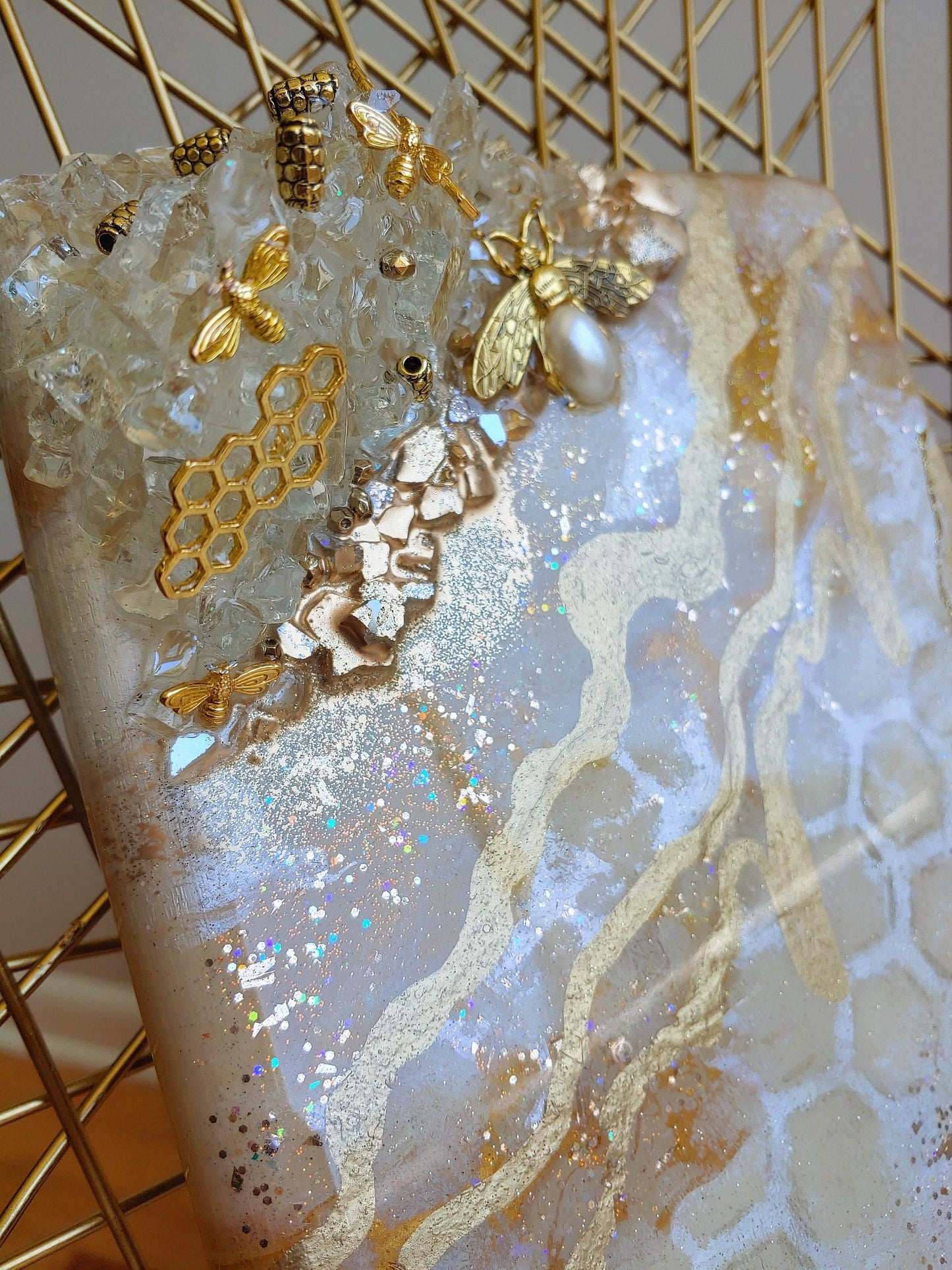 Queen Bee cheeseboard with glass hive and resin by Quia Z