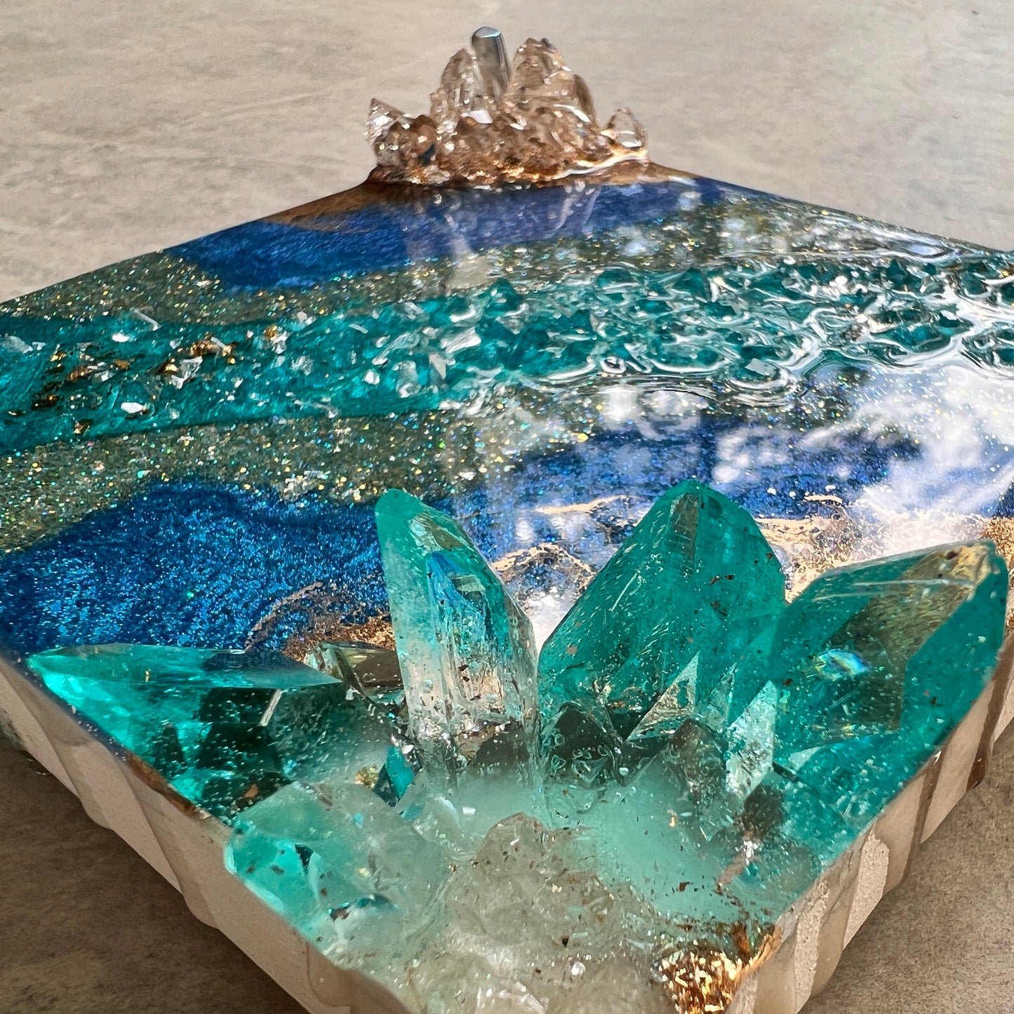 Caribbean Wave Mini Geode Artwork with Stand