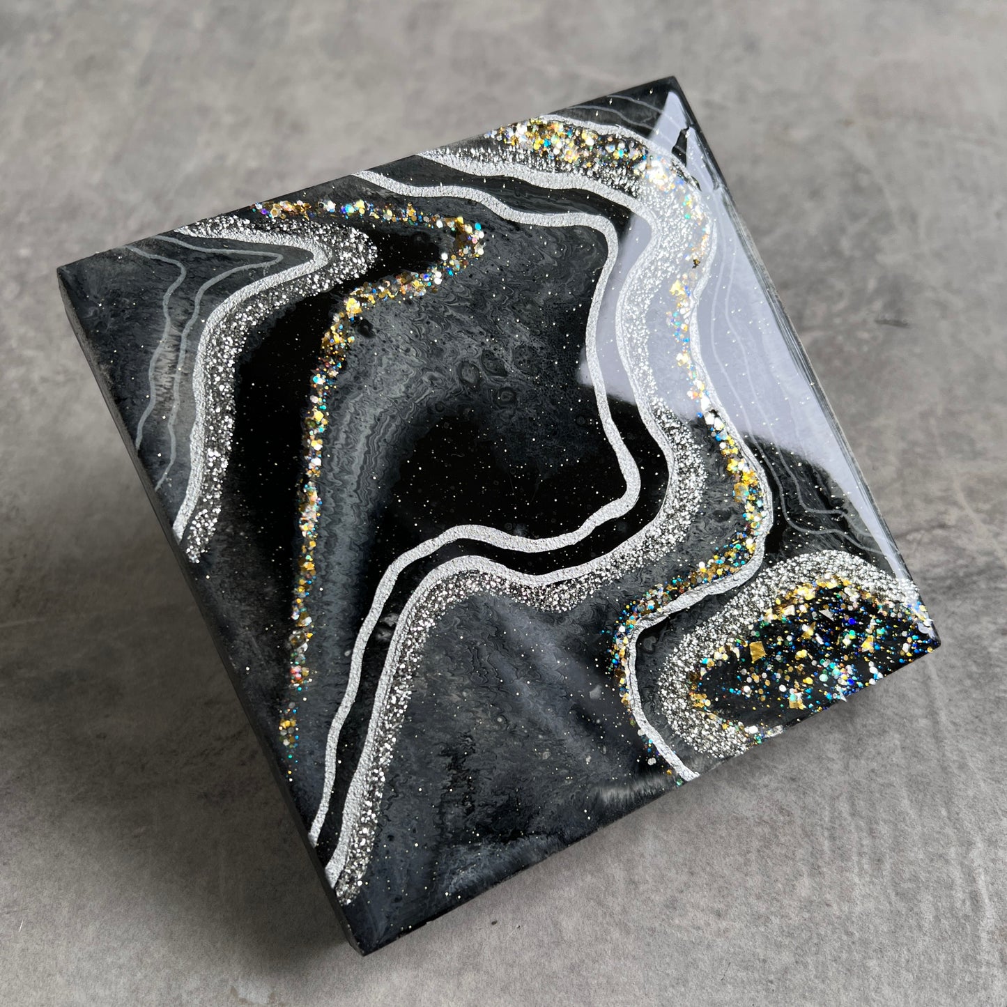 Black & Silver Mini Artwork with Stand