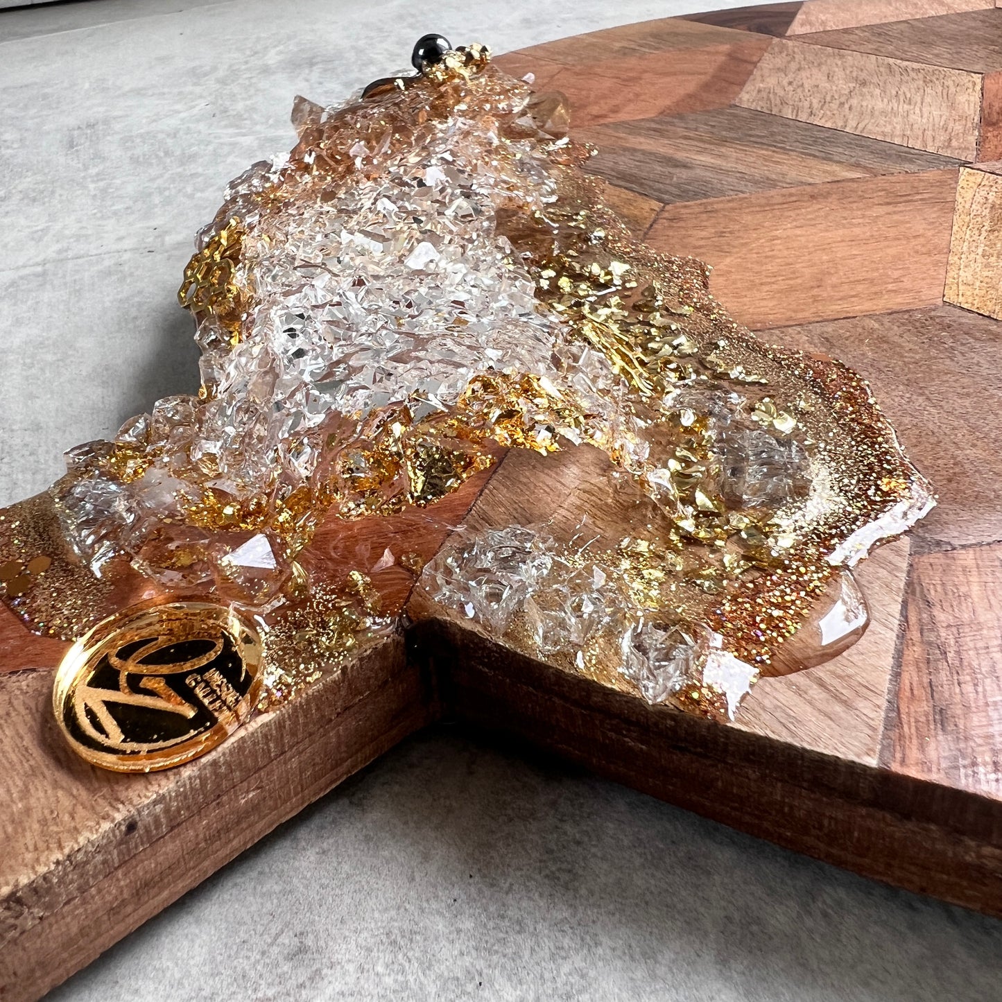 All The Buzz Cheeseboard & Coaster Set