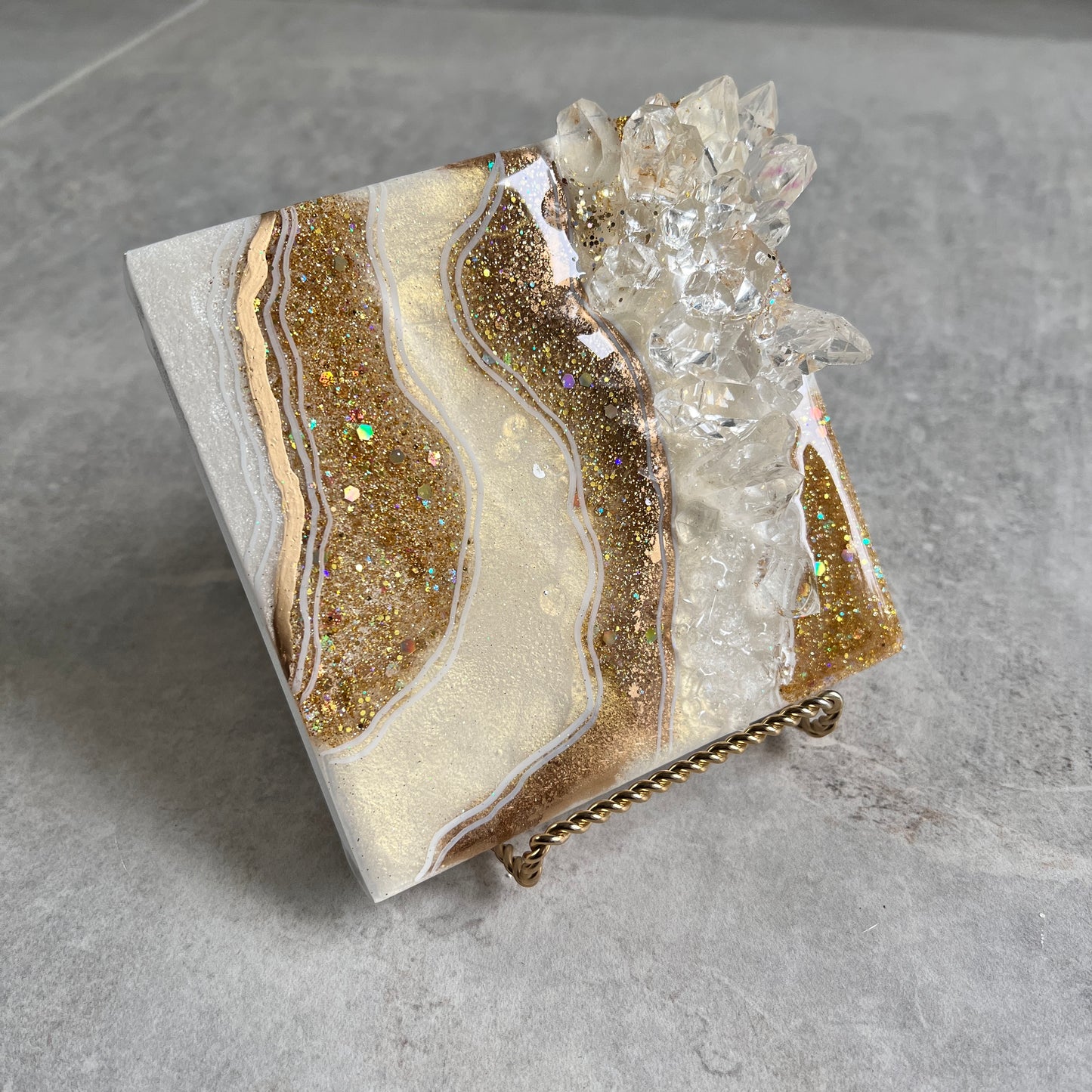 White & Gold Mini Geode Artwork with Stand
