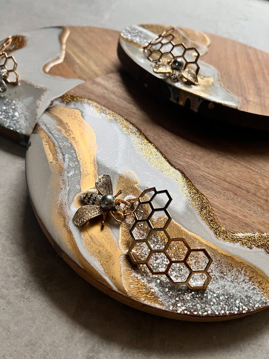 Honeybee Round Acacia Board