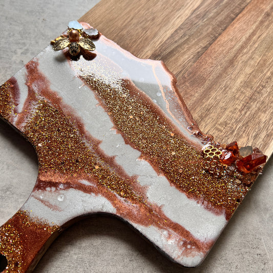 Sparkling Bee Board in Rosy copper