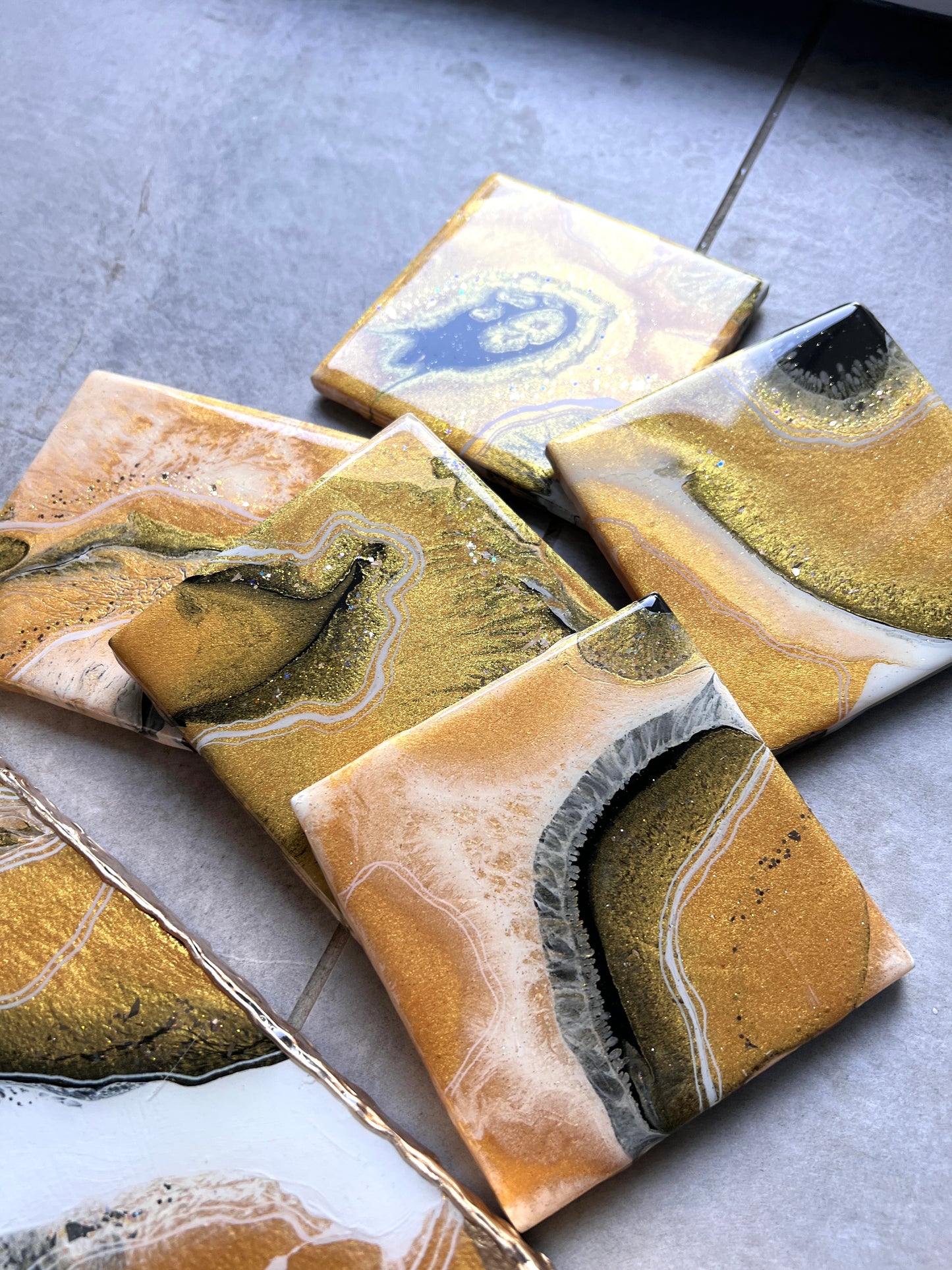 Extra Large Gold Luxe Tray & Coasters