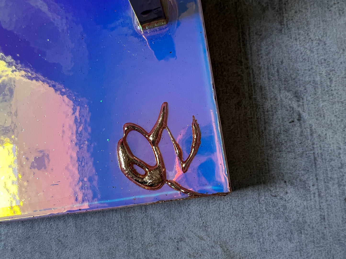 Color Shift Gold Luxe Tray