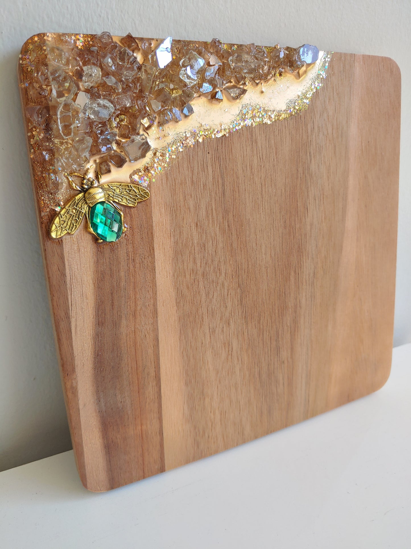 Mini acacia bee board in emerald! 8x8